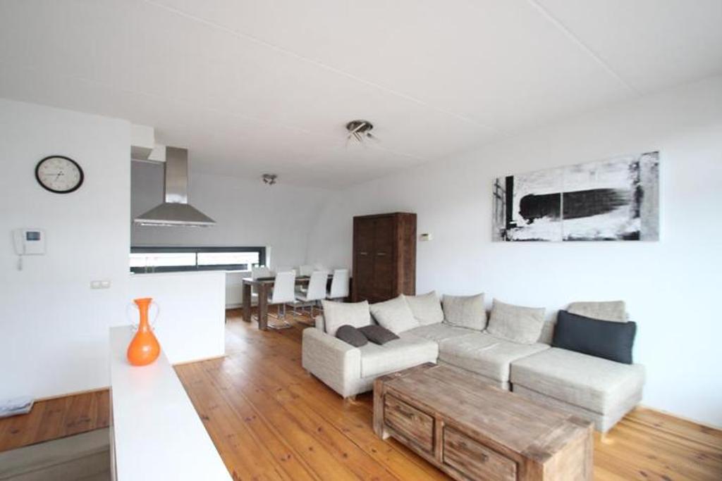 3-kamerappartement met dakterras in Utrecht - Afbeelding 1