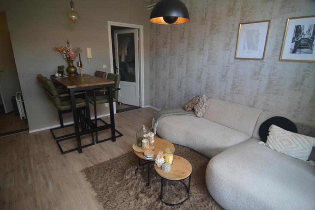 47 m² apartment with parking in Breda - Image 1