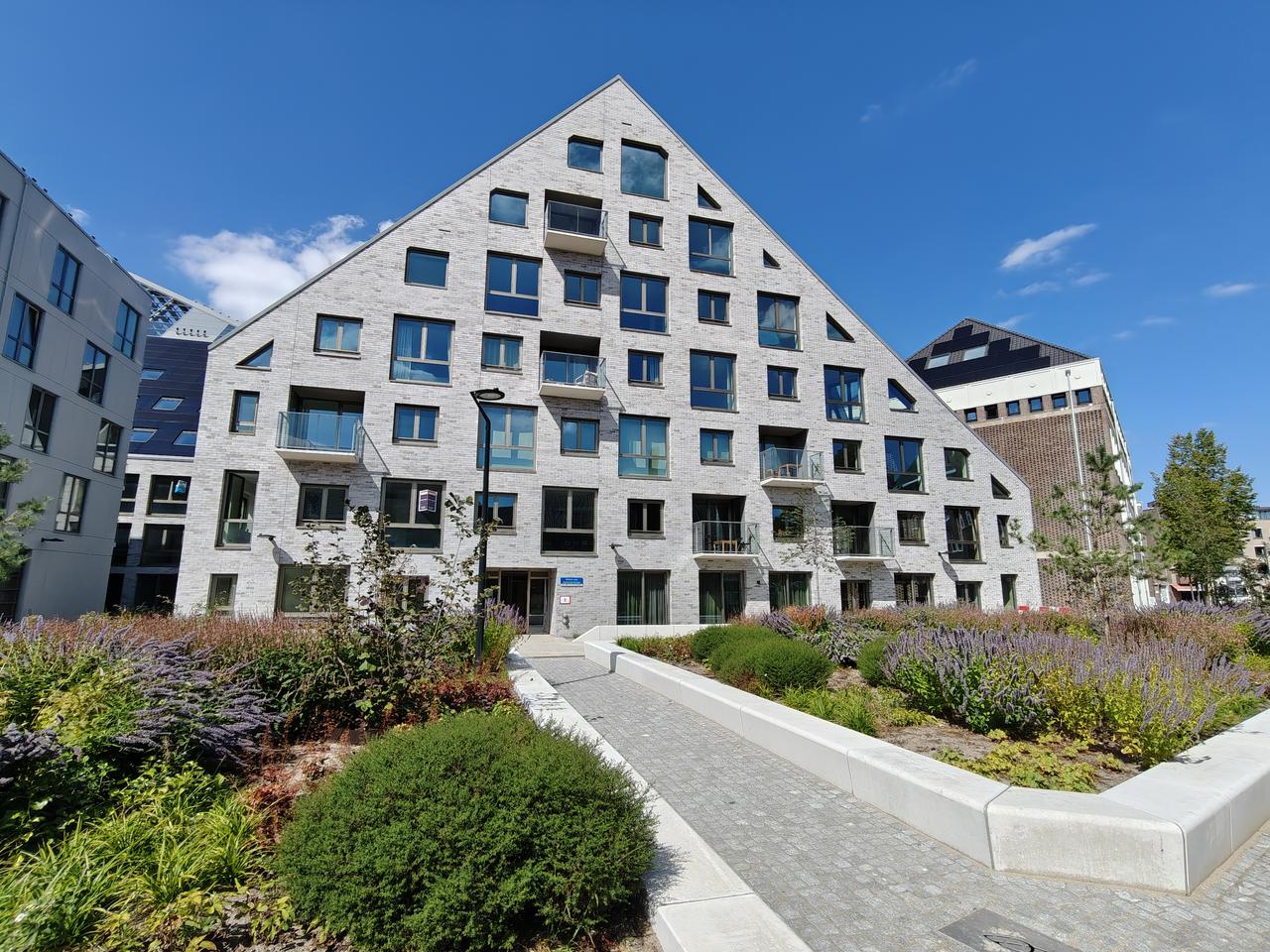 Gemeubileerd appartement op de begane grond - Afbeelding 1