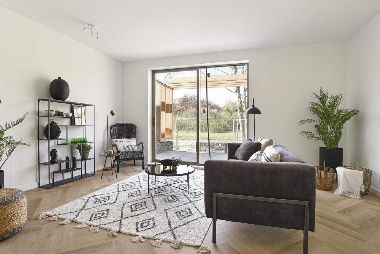 Energy-efficient 4-bedroom home with garden - Image 5