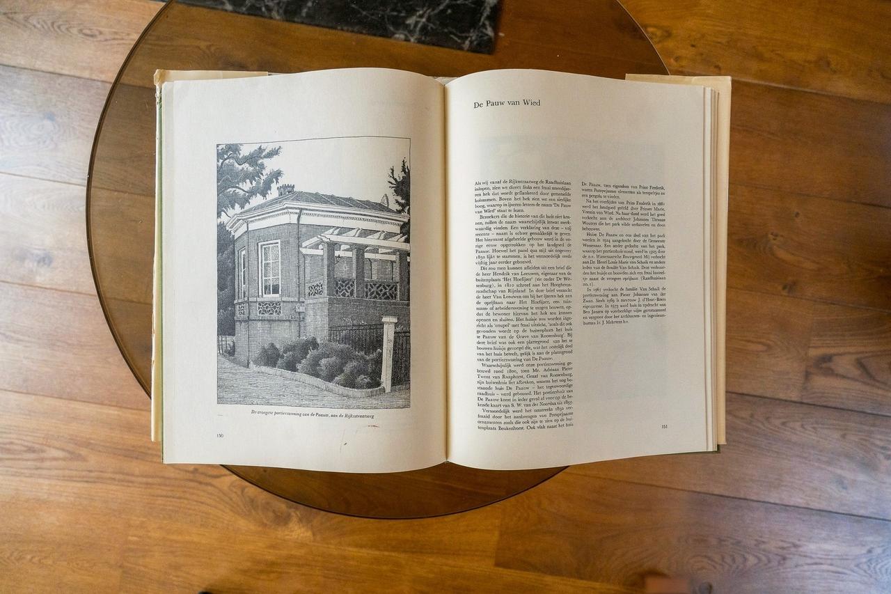 Monumental villa with garden in Wassenaar - Image 12