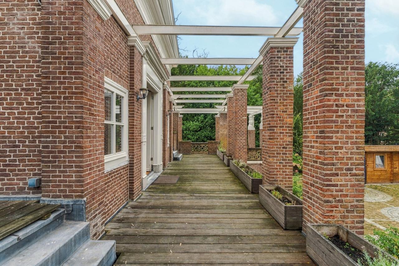 Monumental villa with garden in Wassenaar - Image 19