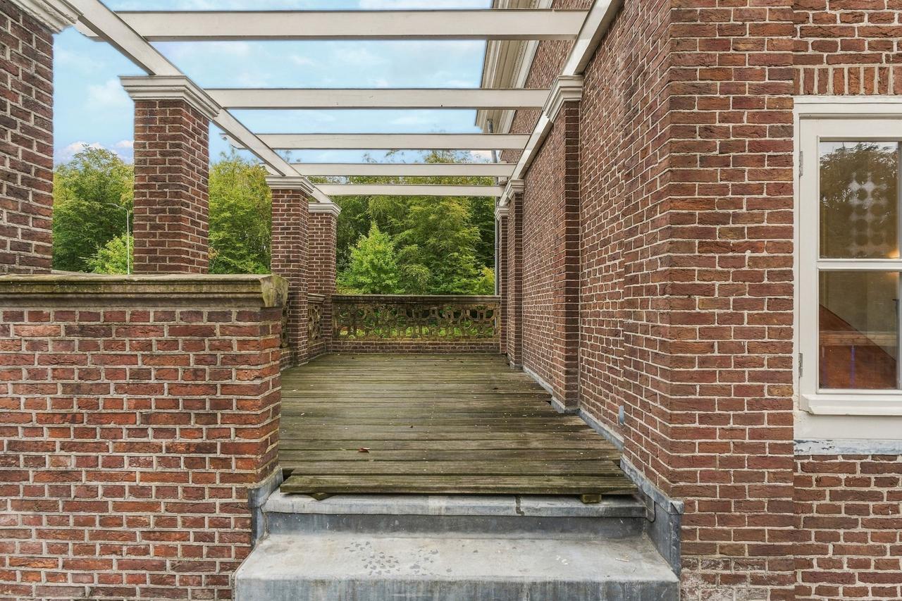 Monumental villa with garden in Wassenaar - Image 21