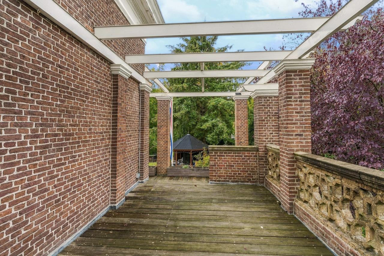 Monumental villa with garden in Wassenaar - Image 22