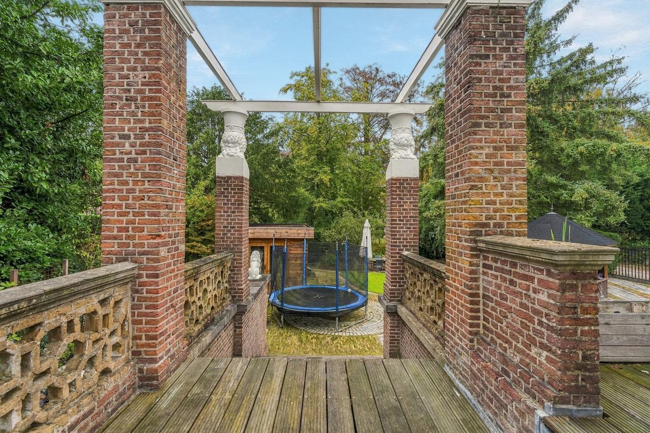 Monumental villa with garden in Wassenaar - Image 25
