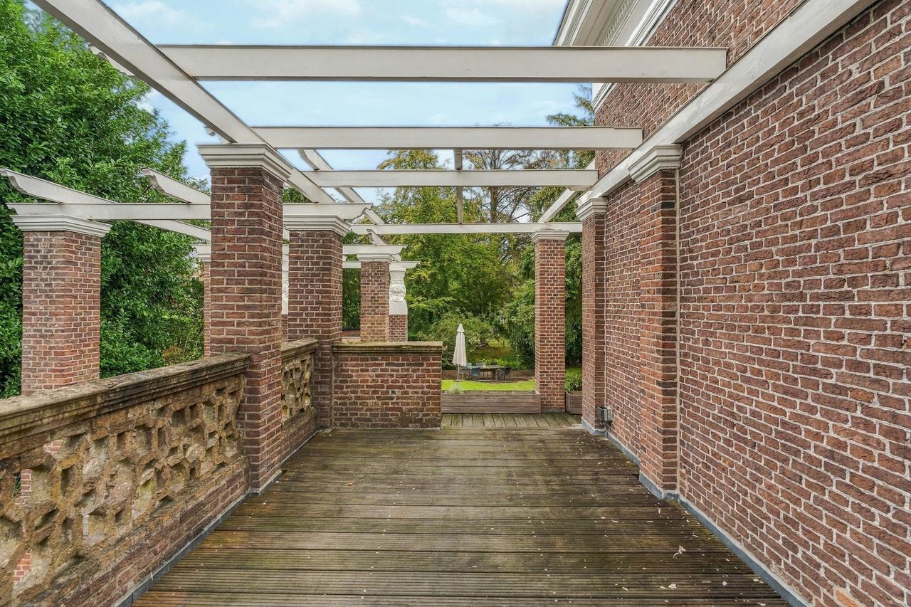 Monumental villa with garden in Wassenaar - Image 26