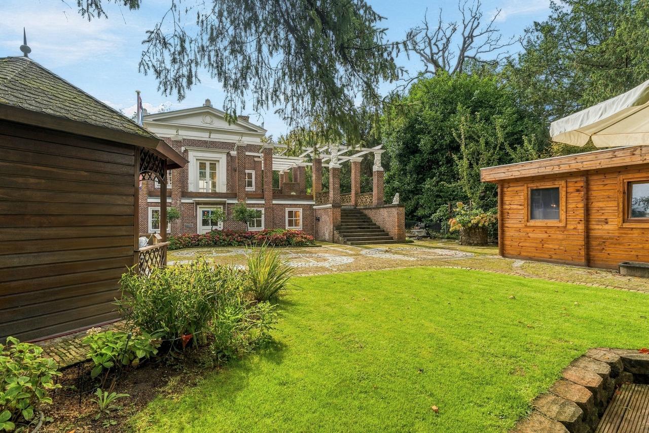 Monumental villa with garden in Wassenaar - Image 55