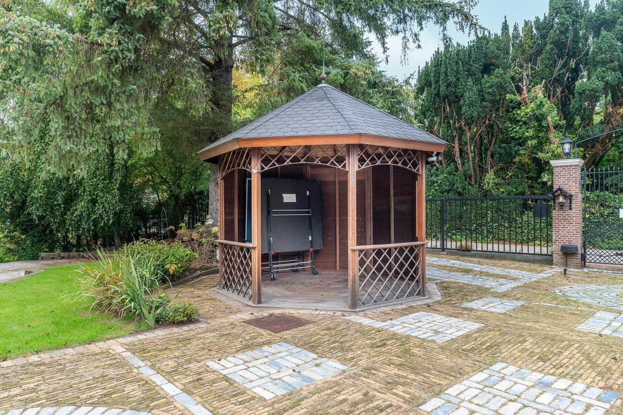 Monumental villa with garden in Wassenaar - Image 65