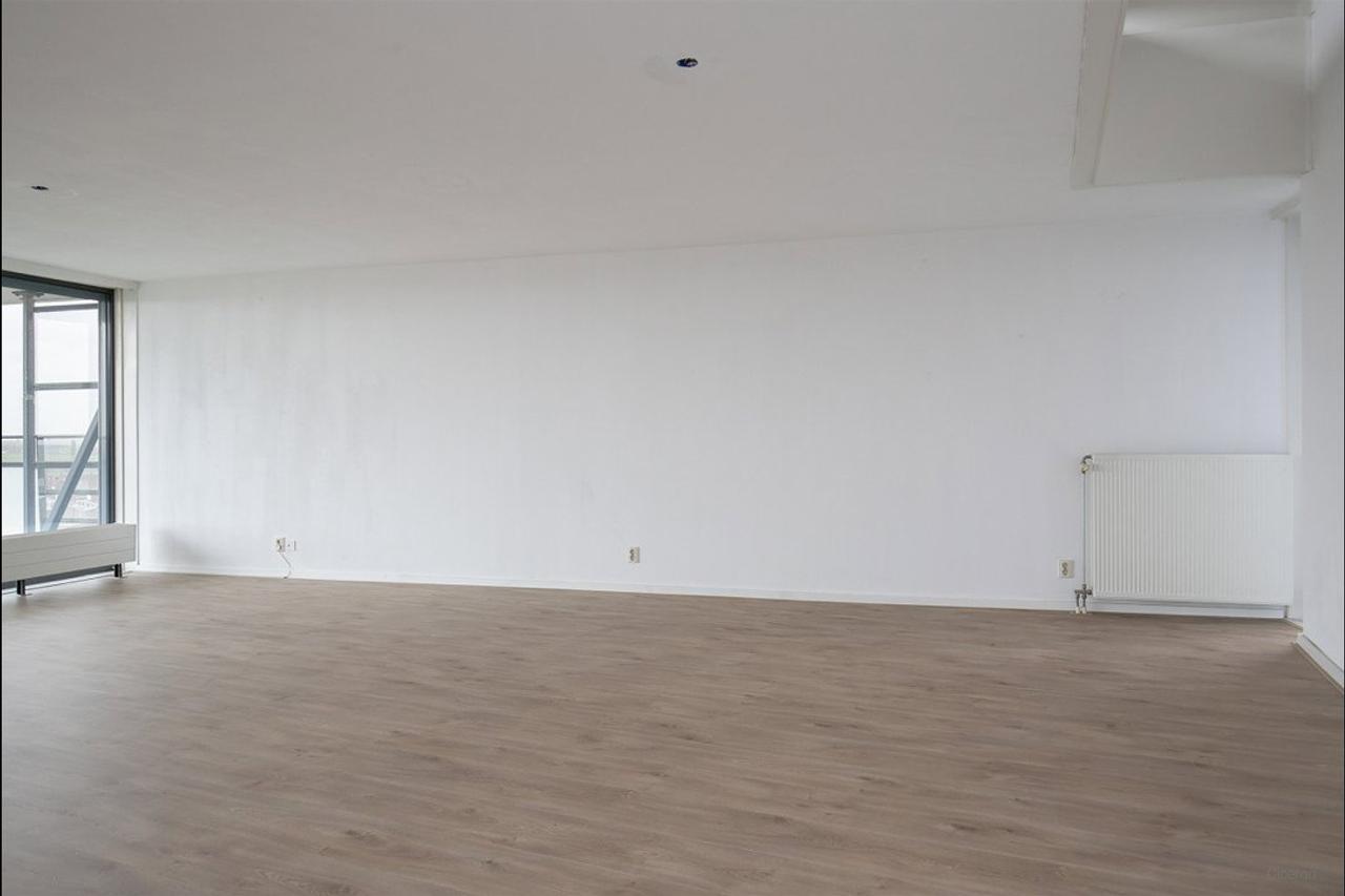 150 m² apartment with balcony in De Meern - Image 8
