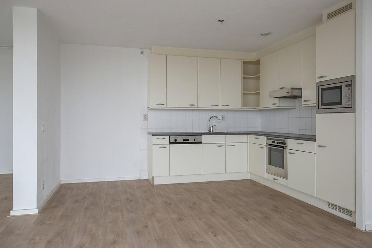 150 m² apartment with balcony in De Meern - Image 13