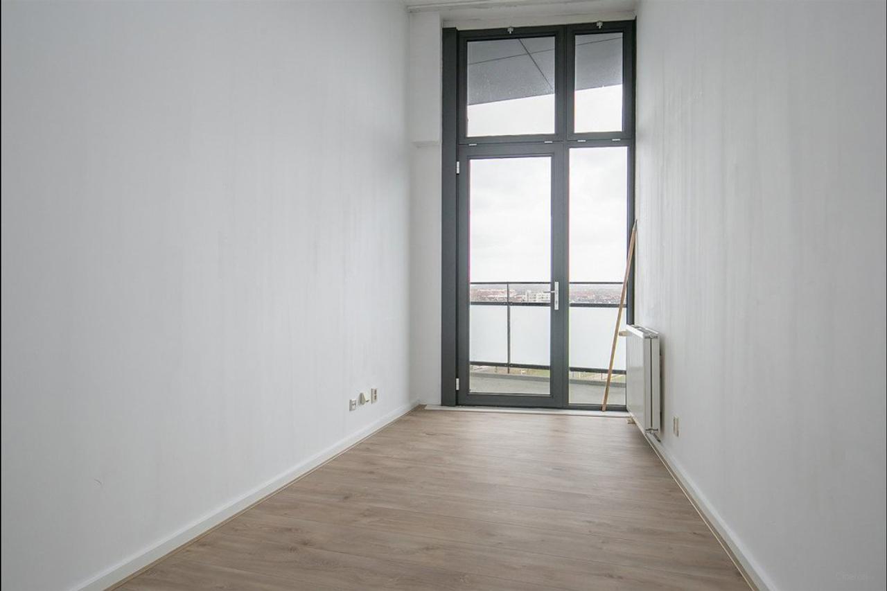 150 m² apartment with balcony in De Meern - Image 16