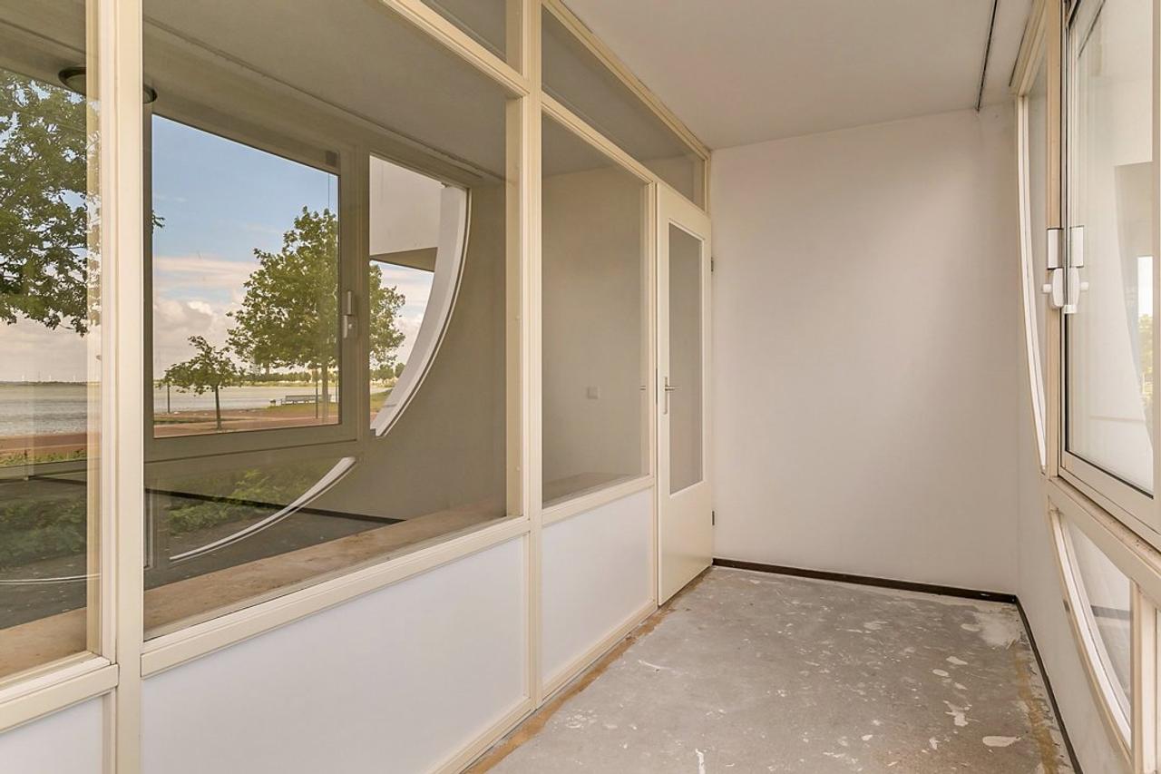 103 m² apartment with conservatory - Image 10