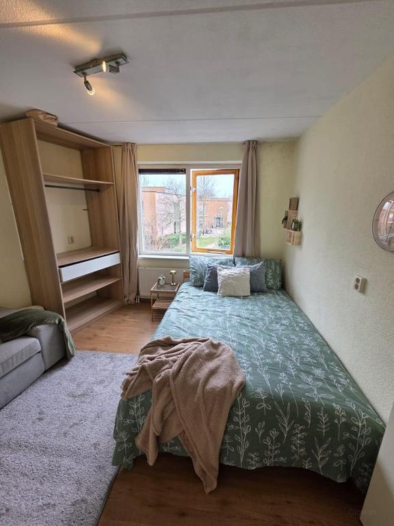 Gemeubileerde studio van 35 m² in Overvecht - Afbeelding 6