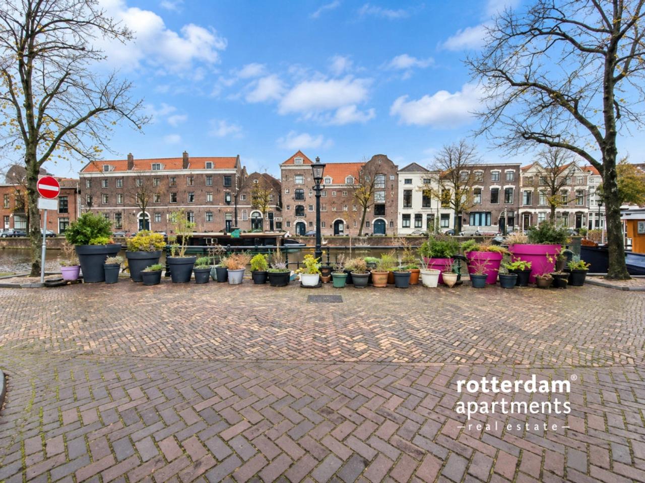 Room with French Balcony in Schiedam - Image 16