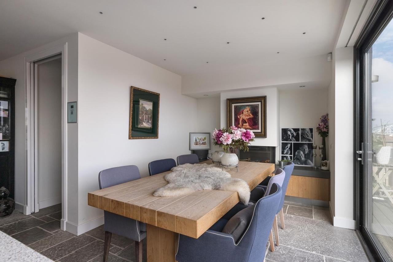 Furnished Home with Views over Nijmegen - Image 7