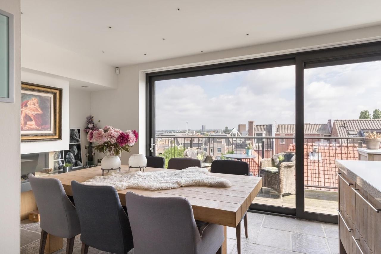 Furnished Home with Views over Nijmegen - Image 10