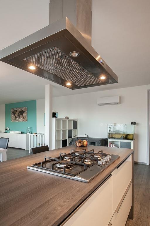 170 m² Upper-Floor Apartment with Roof Terrace - Image 14