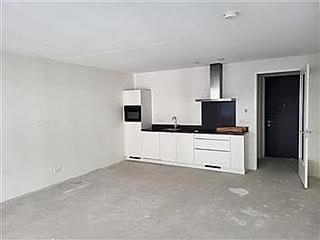 A+ 52 m² apartment on the IJ - Image 3