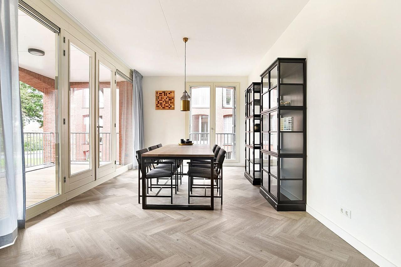 107 m² apartment with balcony and parking - Image 6