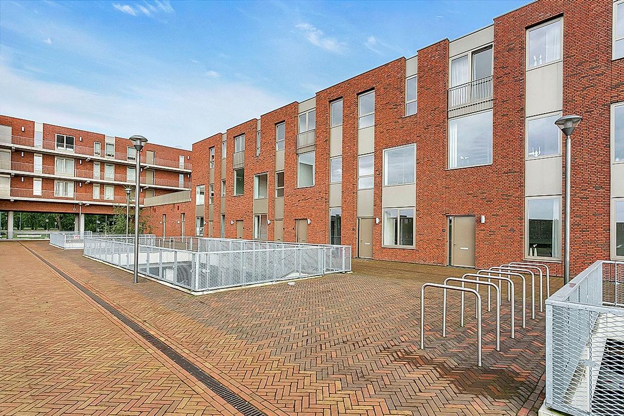 145 m² city home with roof terrace - Image 1