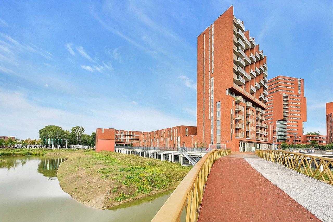 145 m² city home with roof terrace - Image 3