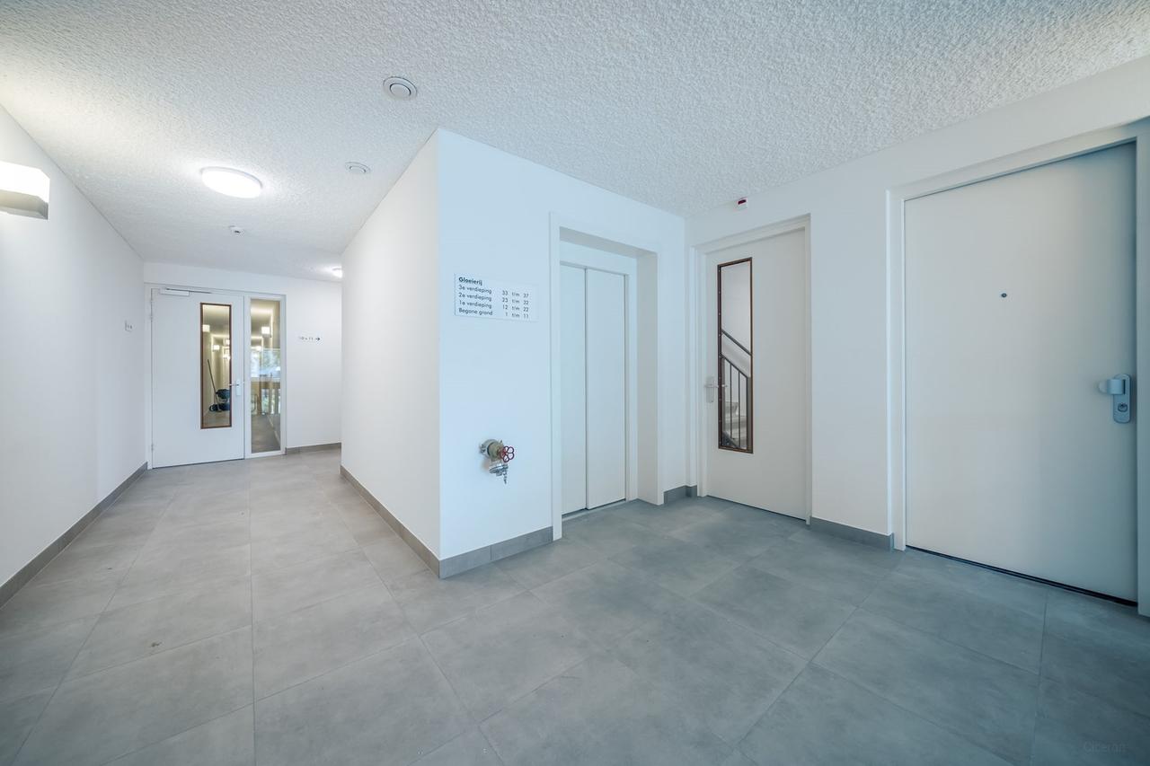 70 m² appartement met balkon en garage - Afbeelding 3