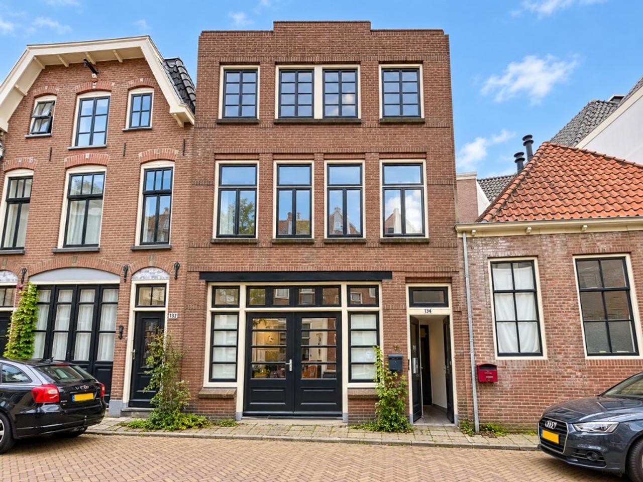 77 m² appartement met dakterras in Zutphen - Afbeelding 1