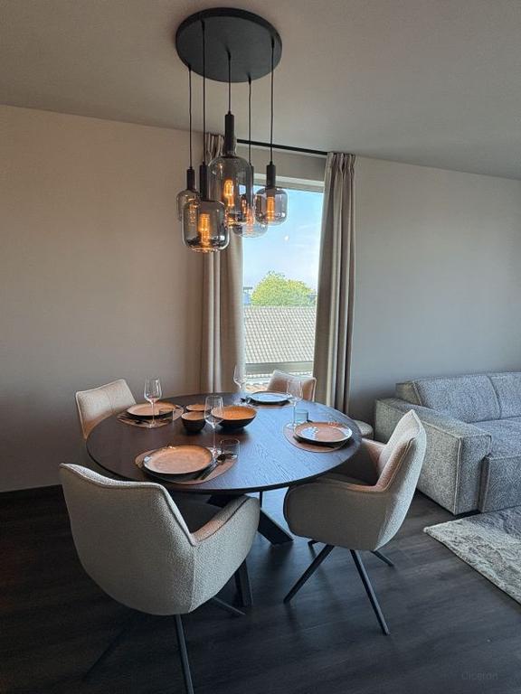 Furnished 1-Bedroom Apartment with Balcony - Image 5