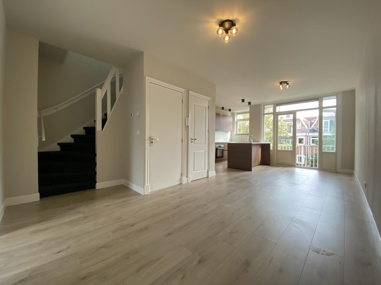 3-slaapkamerappartement met balkon in Carnisse - Afbeelding 1