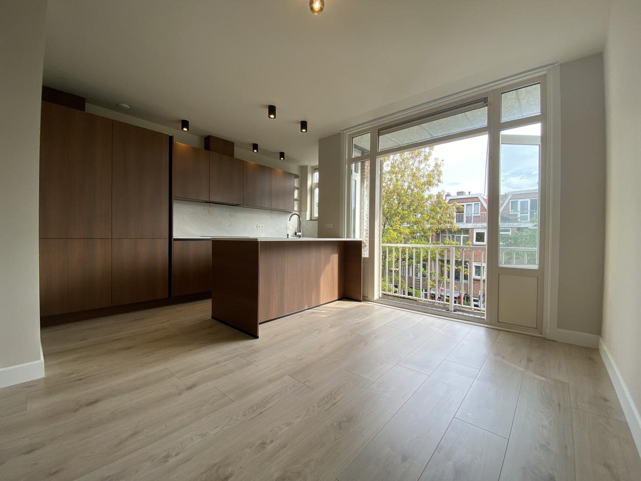 3-slaapkamerappartement met balkon in Carnisse - Afbeelding 2