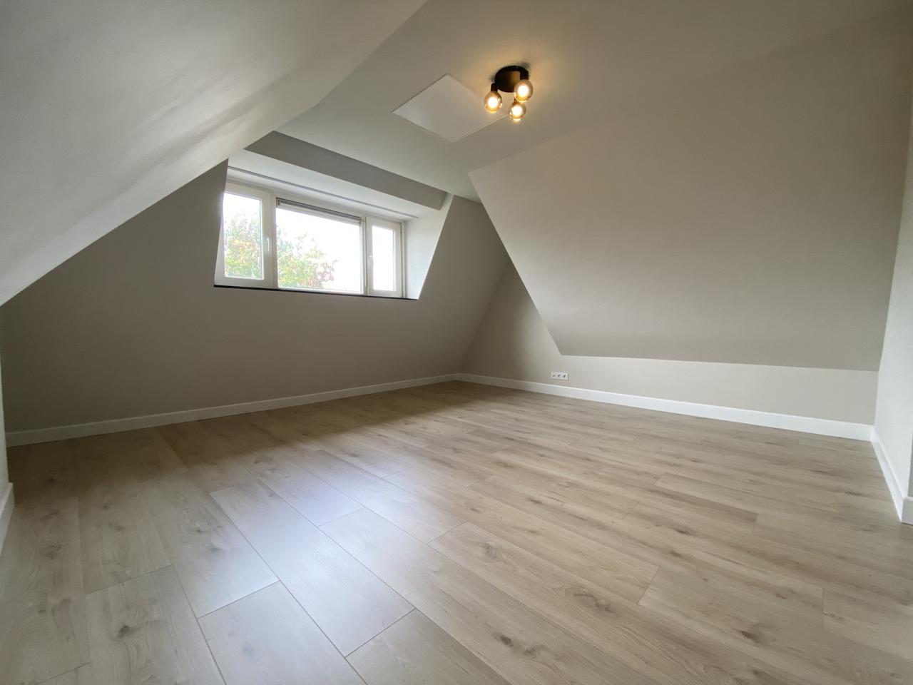 3-slaapkamerappartement met balkon in Carnisse - Afbeelding 12