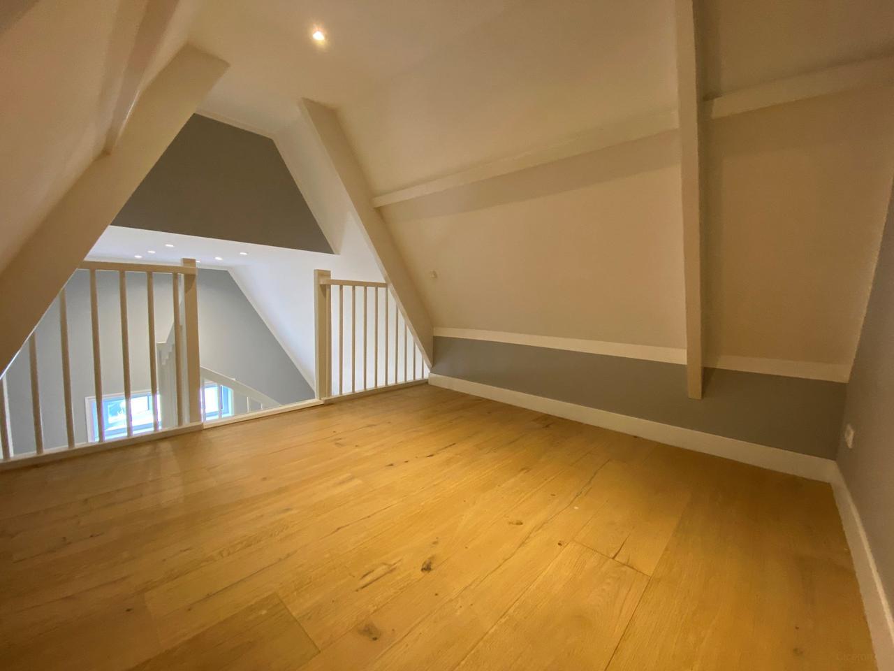 Student apartment with mezzanine in Voorburg - Image 7