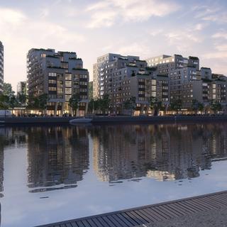 2-bedroom apartment with waterside balcony - Image 2