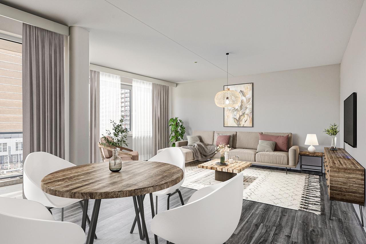 2-bedroom apartment with waterside balcony - Image 3