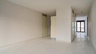 100 m² apartment with IJmeer views - Image 3