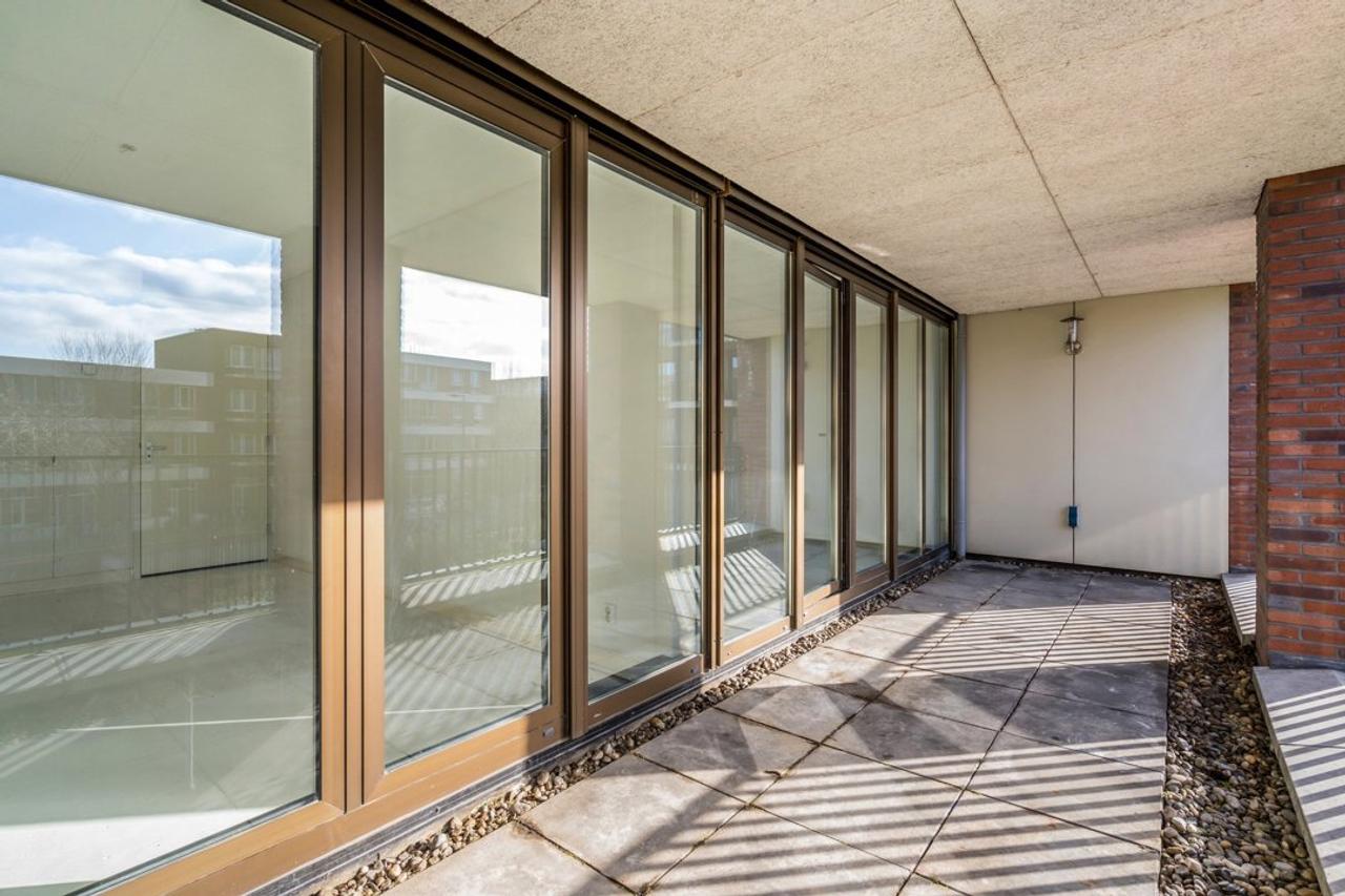 100 m² apartment with IJmeer views - Image 14