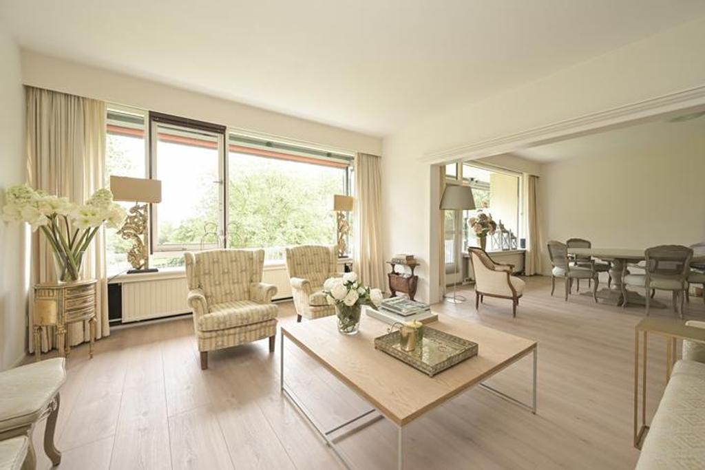 Four-room apartment with views and garage - Image 2