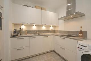 Four-room apartment with views and garage - Image 3
