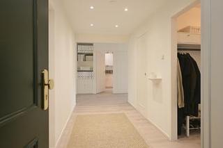 Four-room apartment with views and garage - Image 4