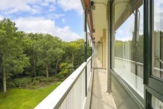 Four-room apartment with views and garage - Image 20