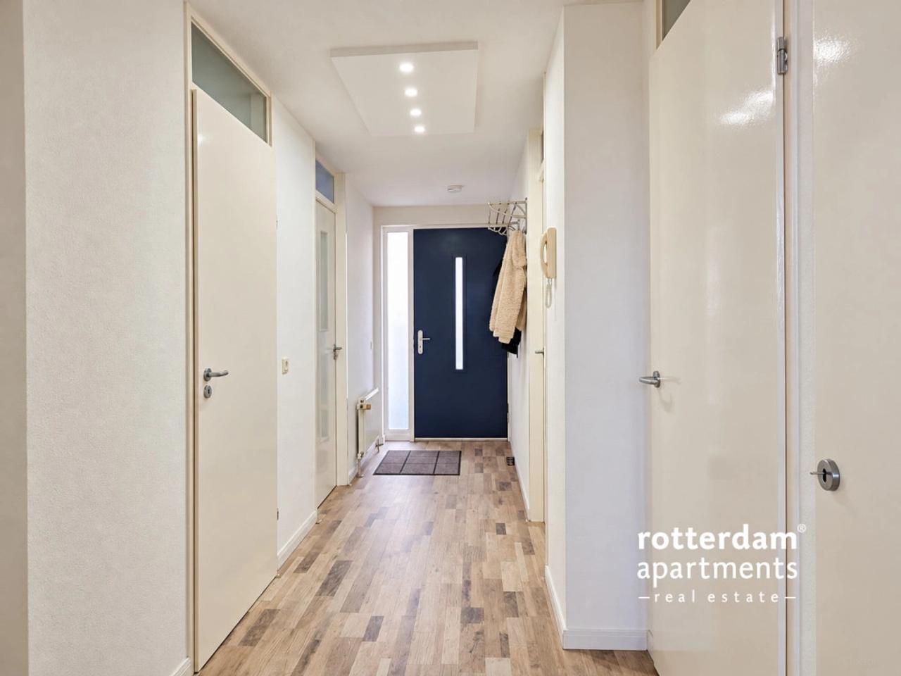 Gemeubileerd 3-kamerappartement met Maaszicht - Afbeelding 14