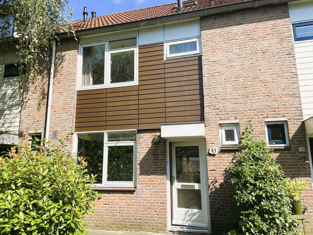 Gemeubileerde 4-slaapkamerwoning met tuin - Afbeelding 2