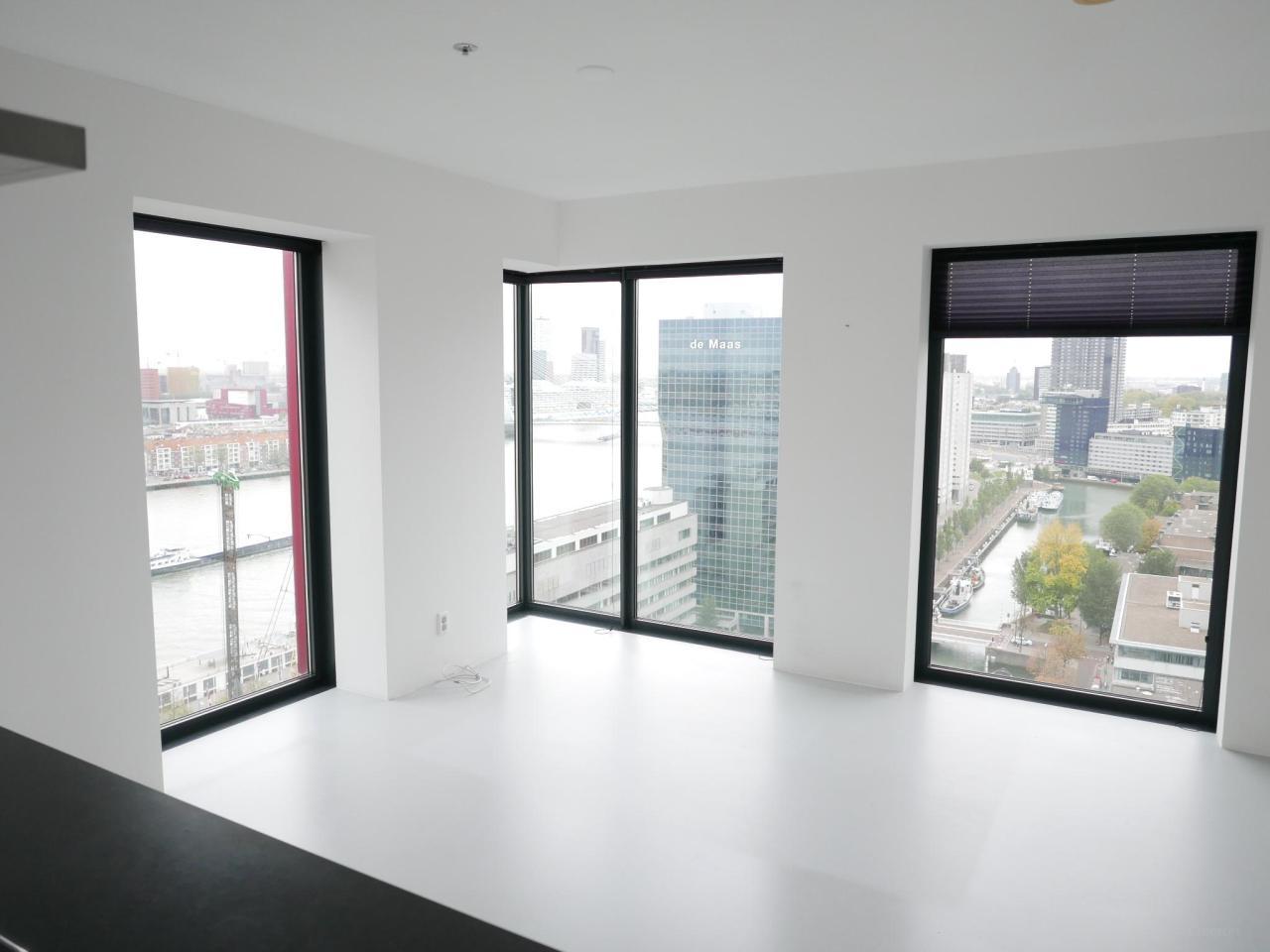 76 m² on the 21st floor in Rotterdam - Image 5