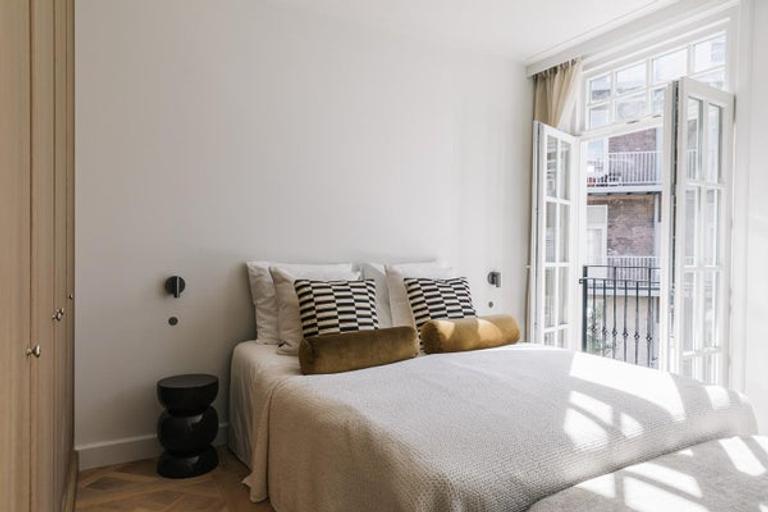 60 m² met balkon in Amsterdam Oud-Zuid - Afbeelding 2
