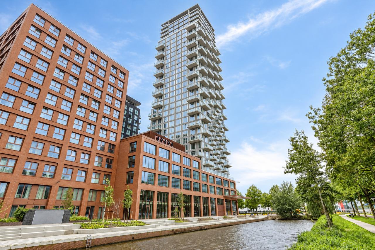 A+++ Two-Bedroom Apartment with Balcony - Image 8
