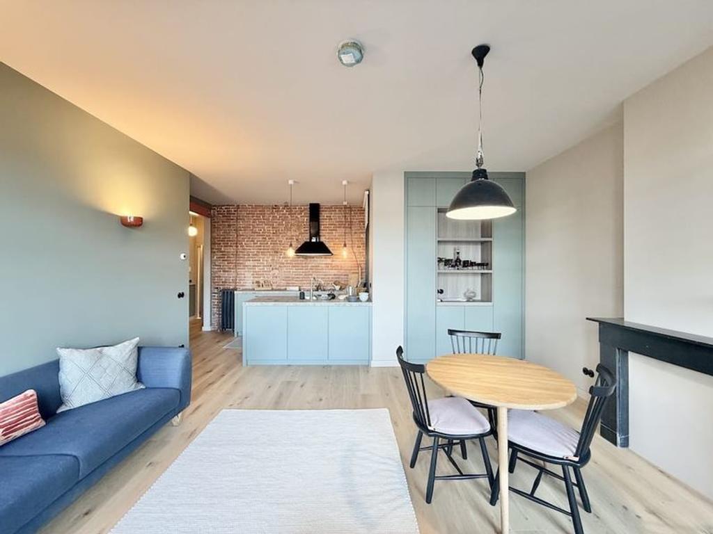 Gemeubileerd 2-kamerappartement in de Jordaan - Afbeelding 1
