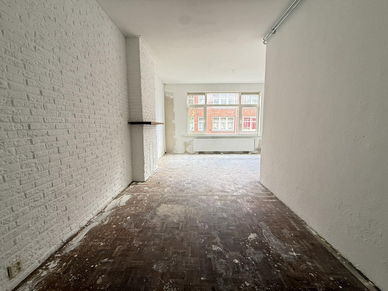 Appartement met groot balkon in Tarwewijk - Afbeelding 1