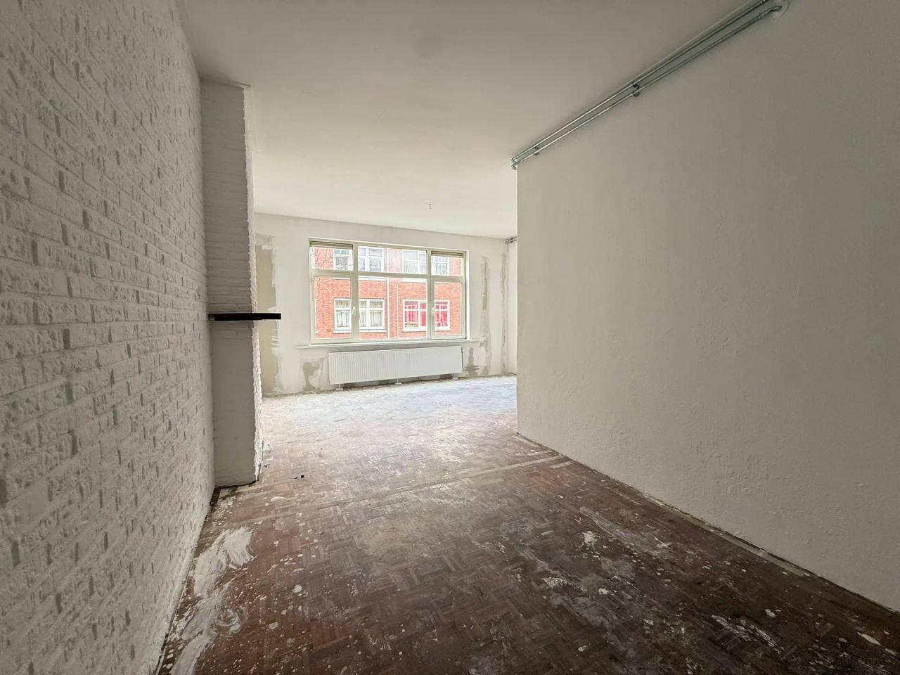 Appartement met groot balkon in Tarwewijk - Afbeelding 2