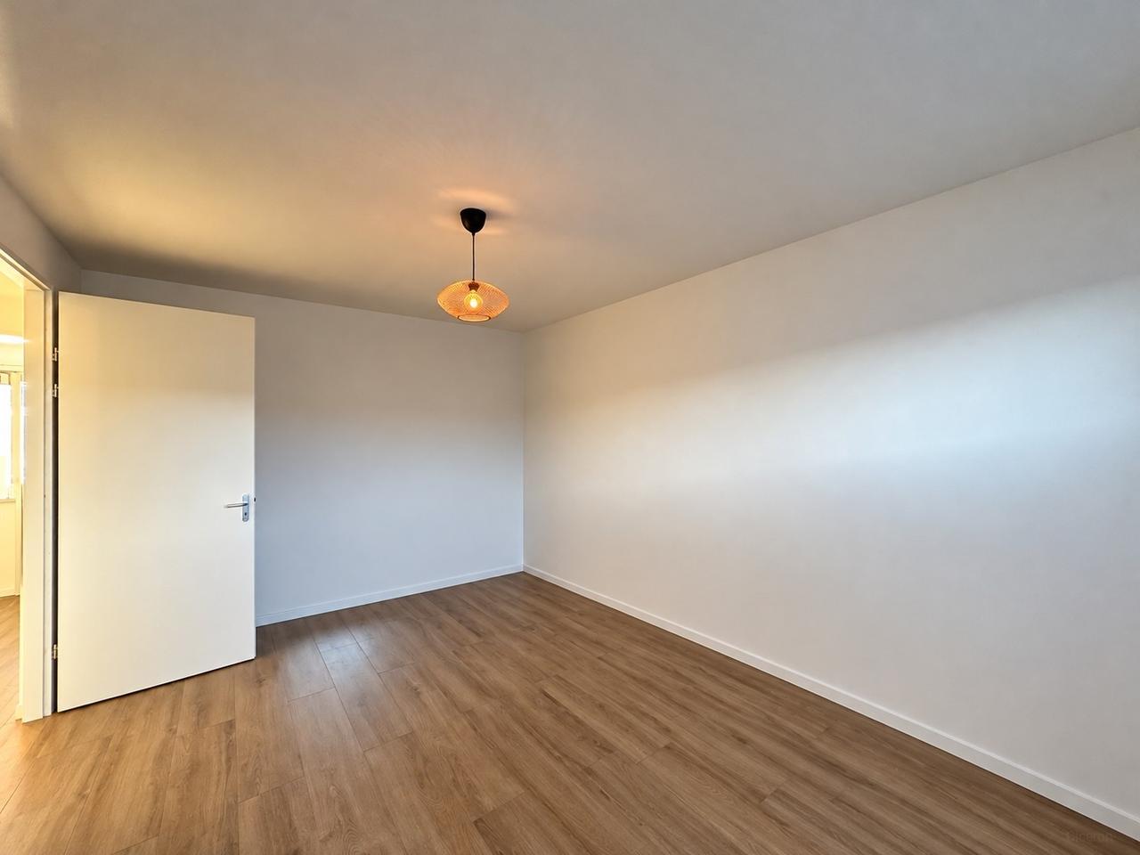 2-Bedroom Apartment with Balcony in Zwaag - Image 8