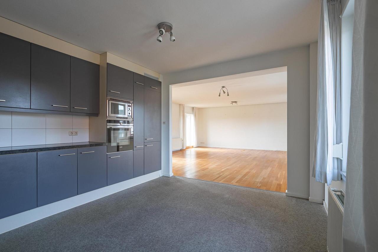 3-slaapkamer bovenwoning met dakterras - Afbeelding 10